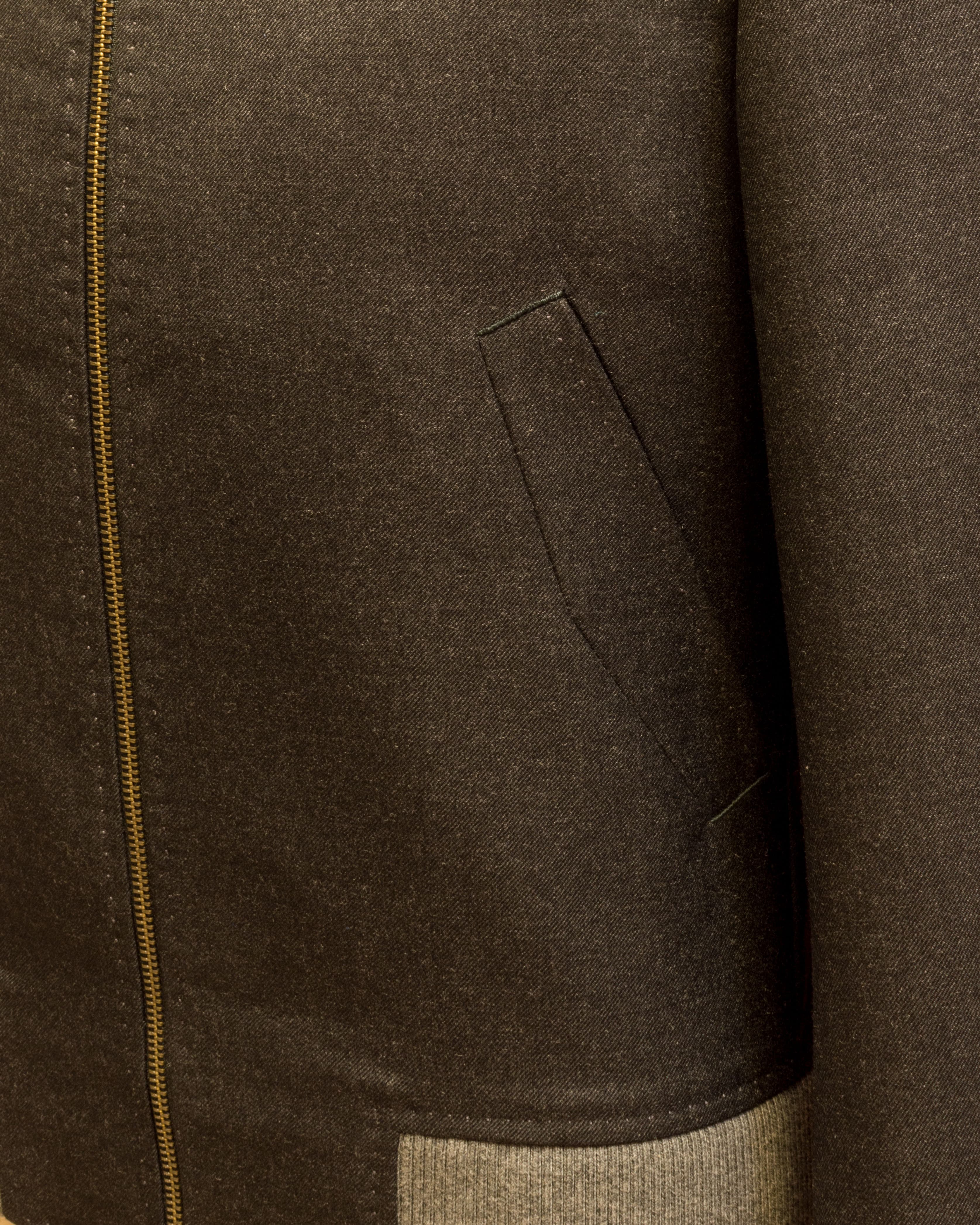 Structured Bomber Jacket with custom printed lining 